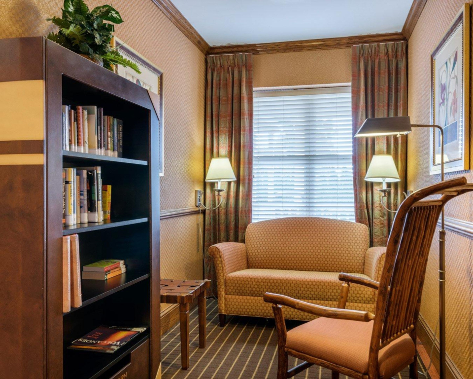 Comfort Inn & Suites Dover near Speedway