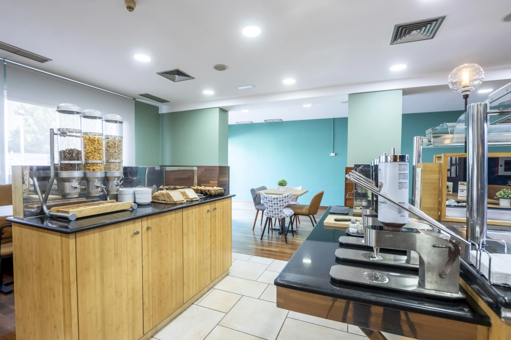Travelodge Alicante Puerto
