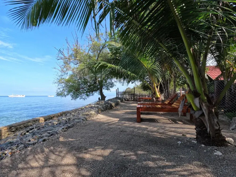 Maryan Moyo Bungalows & Resto