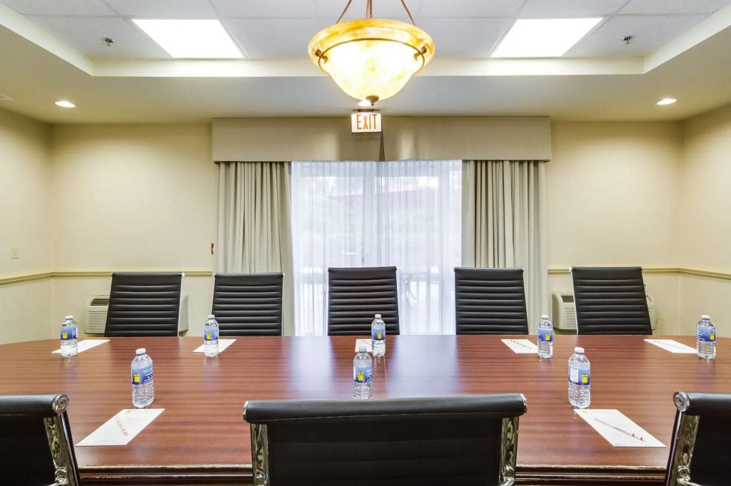 Monte Carlo Inn Brampton