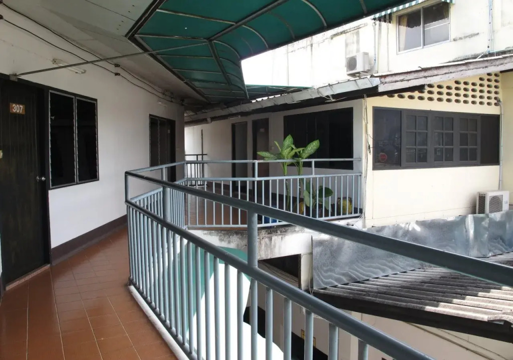 City Home Guest House