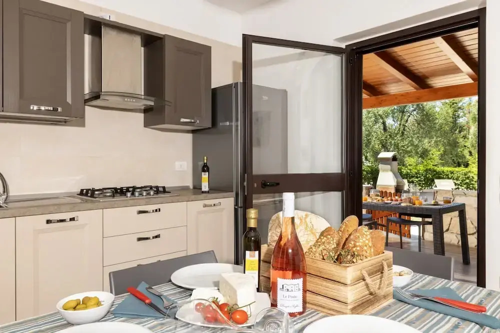 Apartment in Vieste With Garden