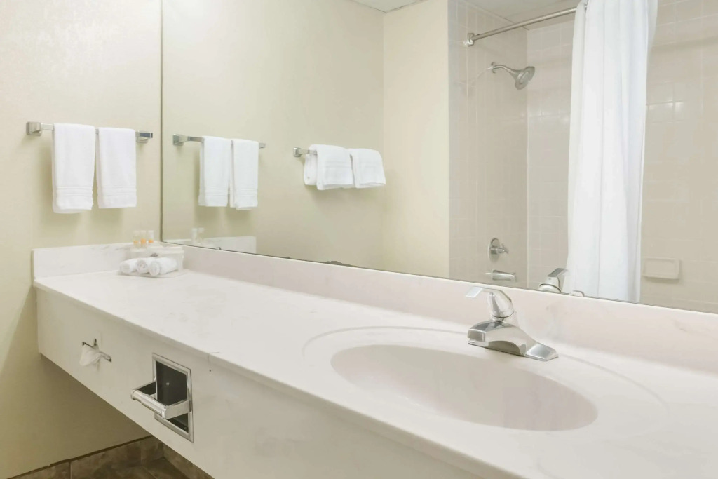Days Inn by Wyndham Selma