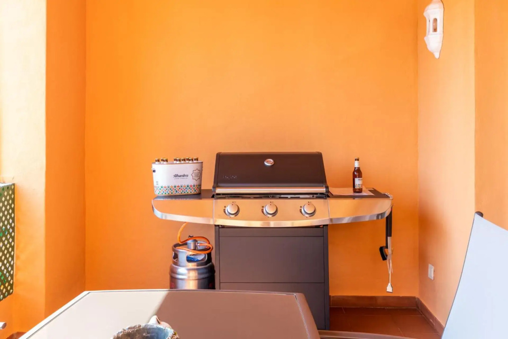 2 Habs Buena terraza con BBQ - WiFi, Piscina