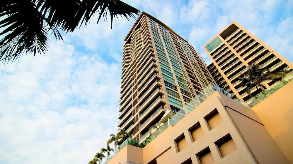 North Shore Condominium