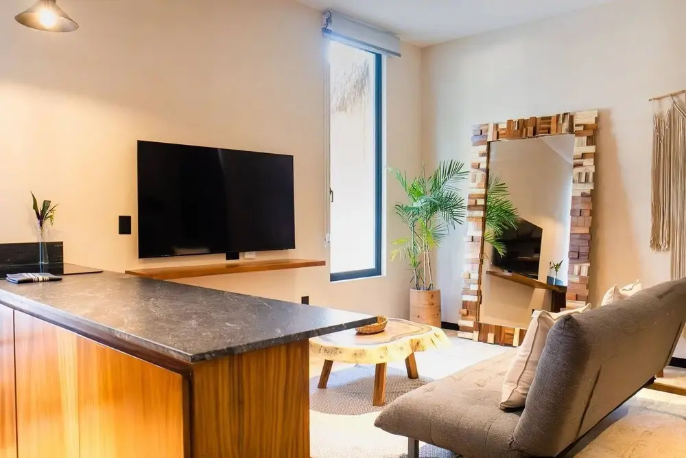 Studio Apt, Great Location, Amazing Rooftop Pool