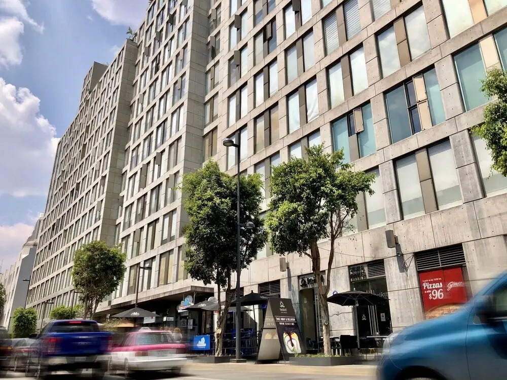 Apartment Downtown with balcony 1411
