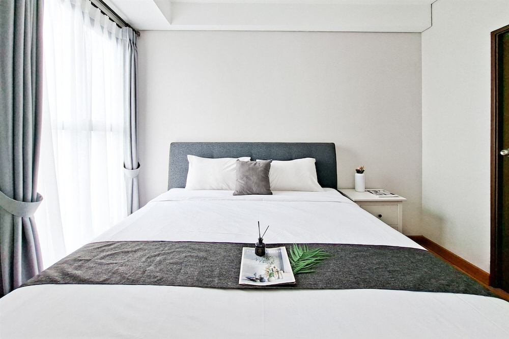 Cozy Living 3Br At Transpark Bintaro Apartment