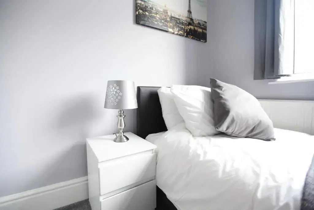 Honest Hospital House Apartment 1