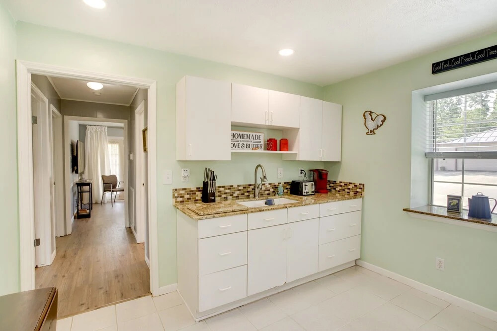 Cozy Shenandoah Home < 2 Mi to The Woodlands Mall!
