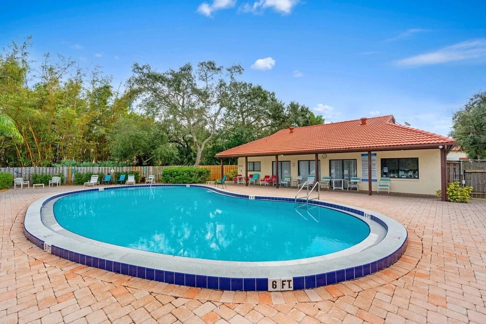 8765 Cocoa Ct