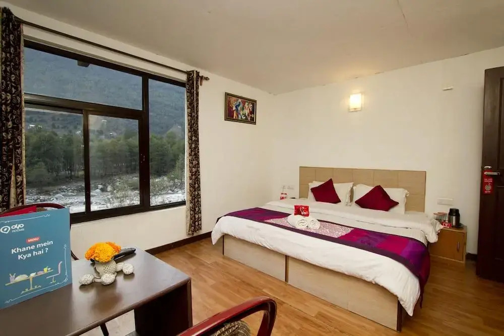 Hotel Him Shakti by OYO Rooms