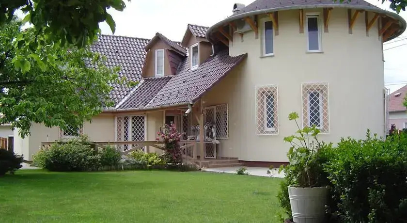 Tuskevar Vendeghaz