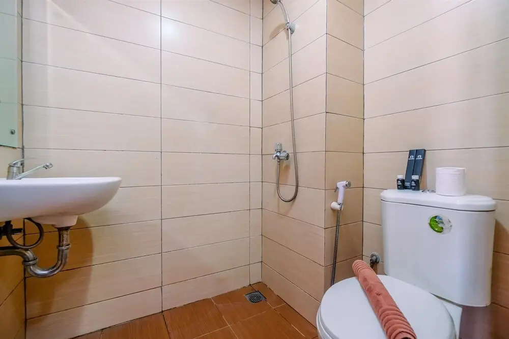 Tranquil Studio Apartment At Margonda Residence 5