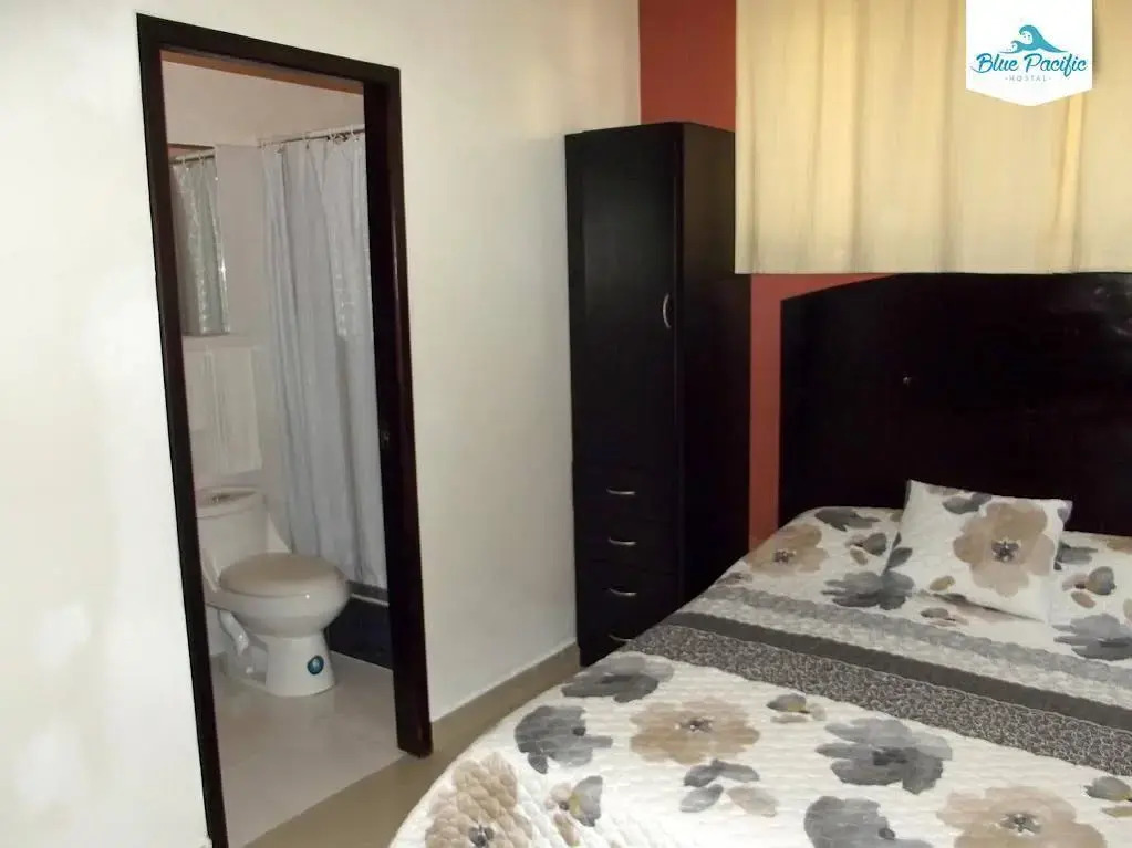 Hostal Blue Pacific