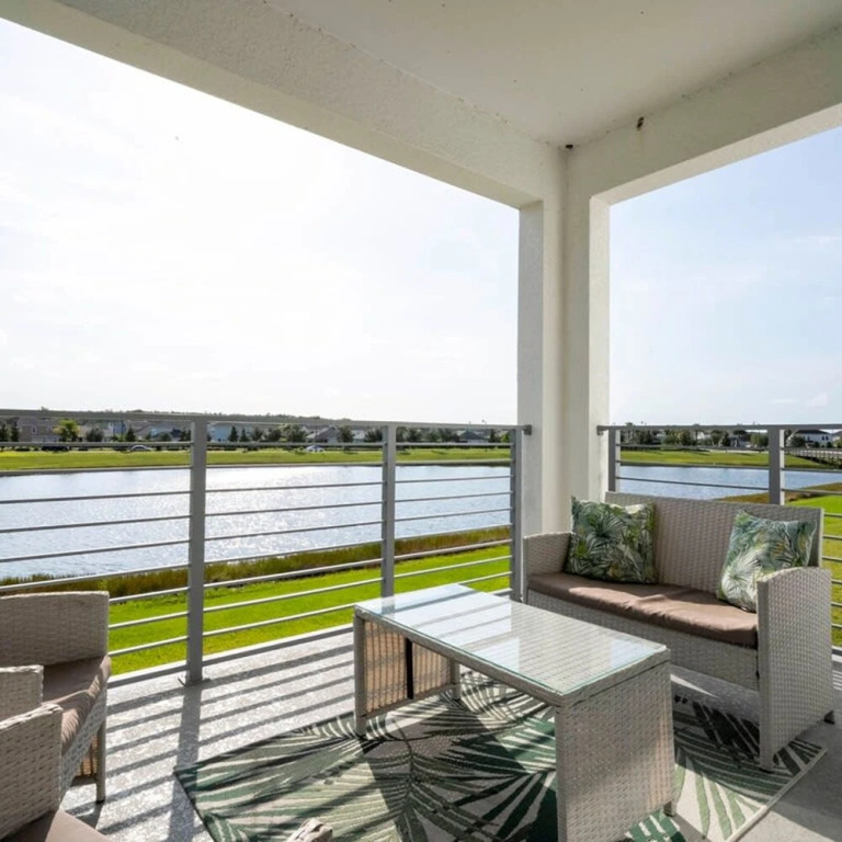 3191 Unit 207 Stunning 2B Apartment