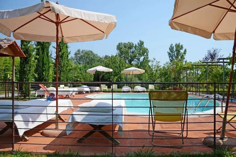 GuestHost - Residence La Mandolata Apartments W Pool & Parking