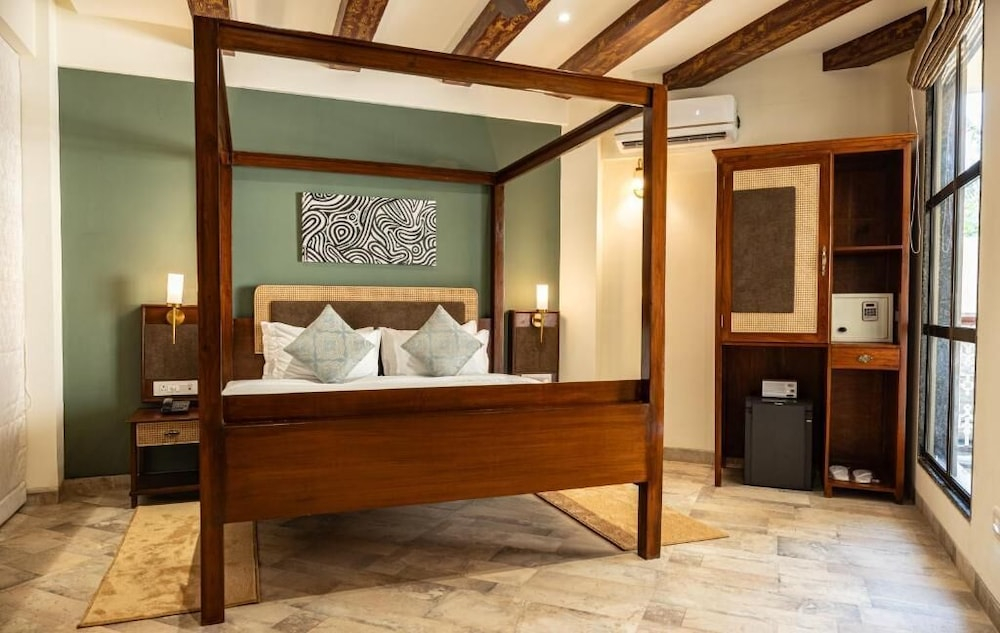 Parkwood Exotica Resort - Alibaug