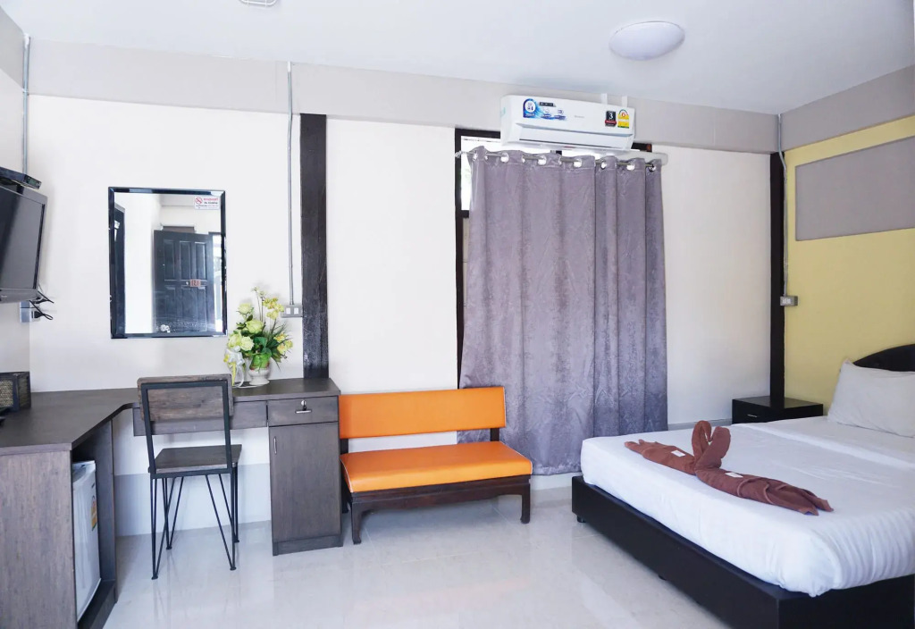 Puangpech Hotel Lampang