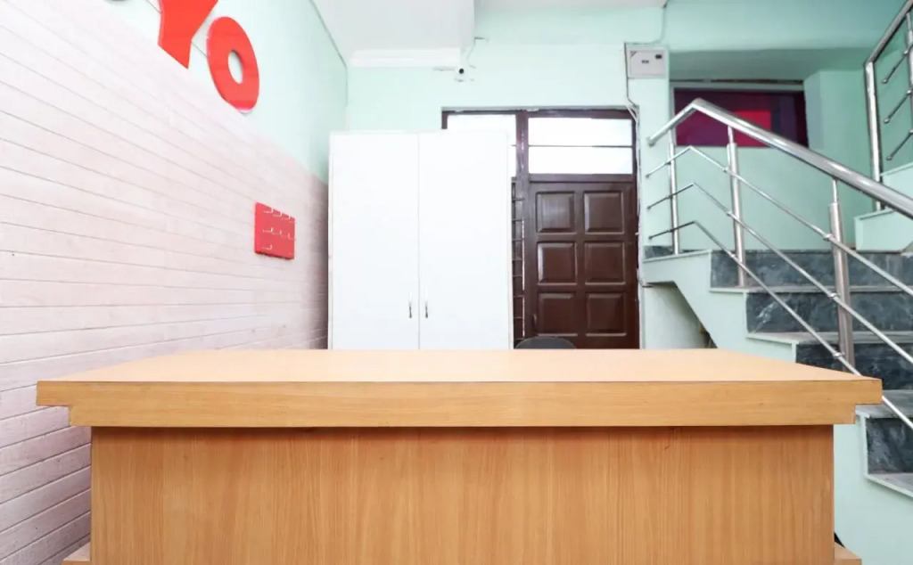 OYO 12062 Paras Guest House
