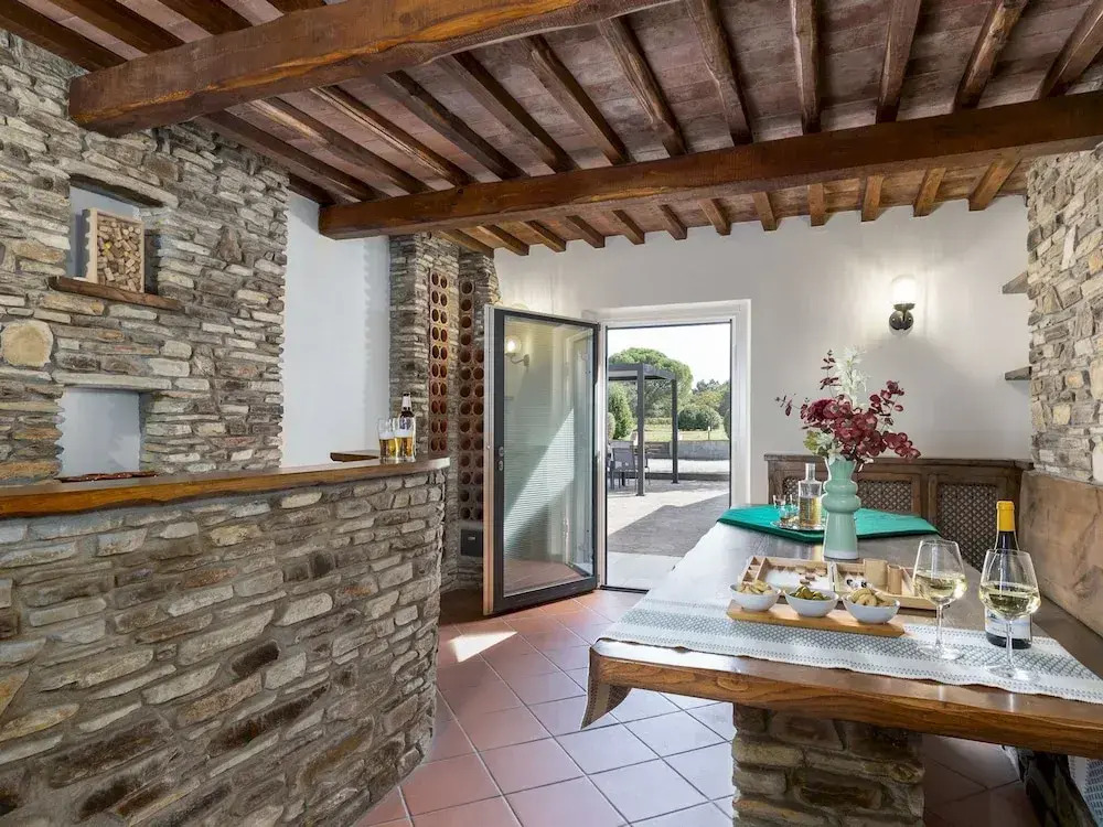 TENUTA FRANCIGENA 8, Emma Villas