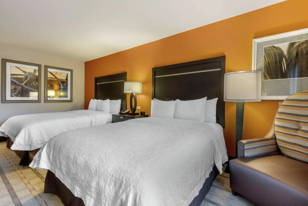 Hampton Inn and Suites Columbus, MS