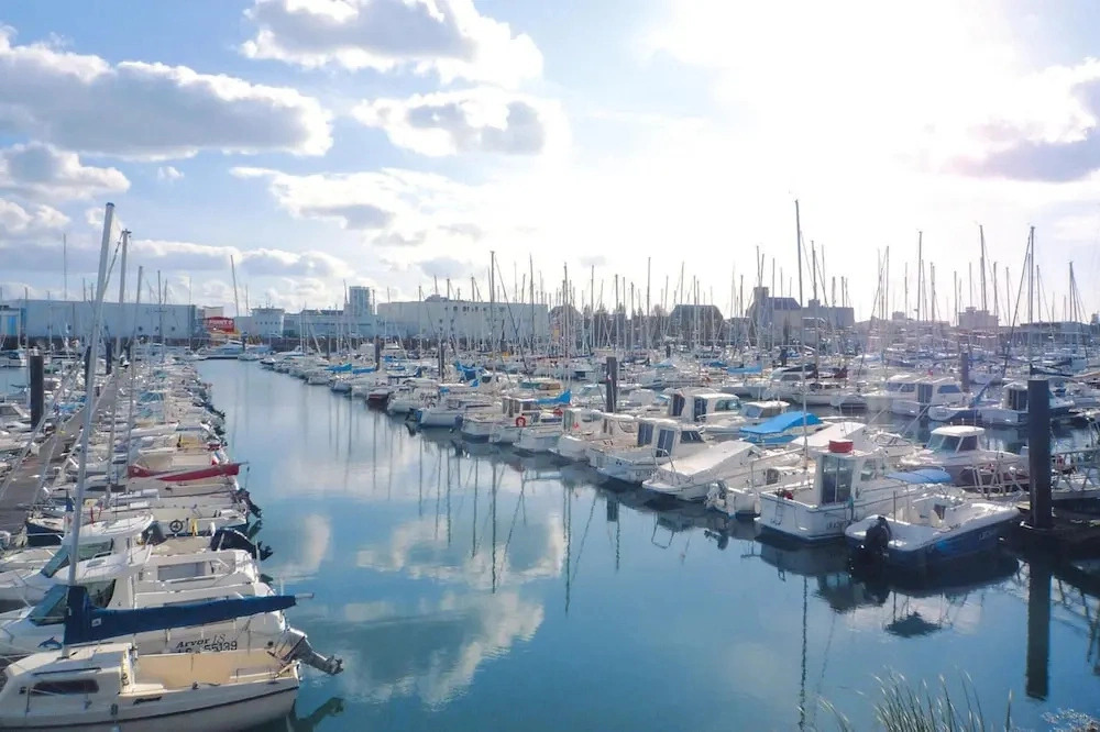Holiday Home in Vendee Near Sandy Beaches