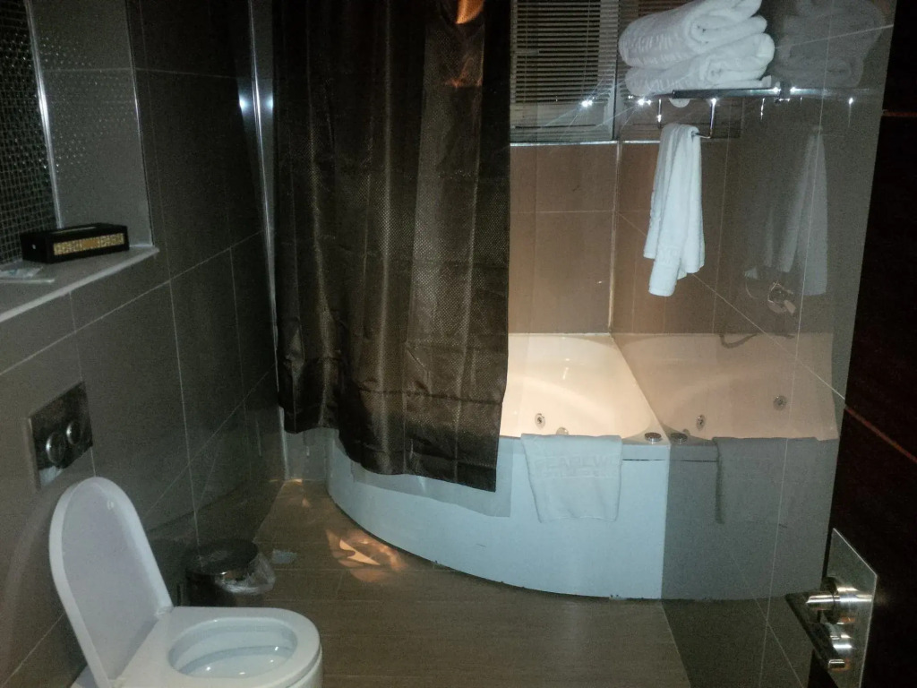 Pearlwort Hotel and Suites