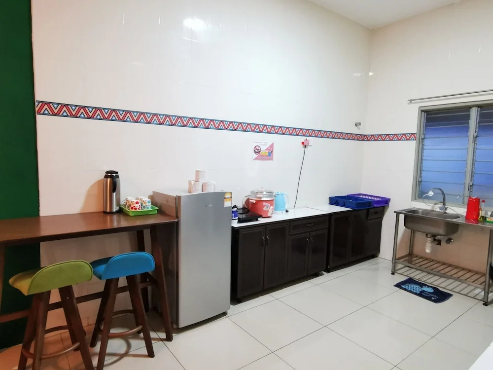The Woodz Homestay - 2 Storey House