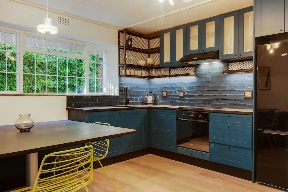 Victorian Manor Apartment