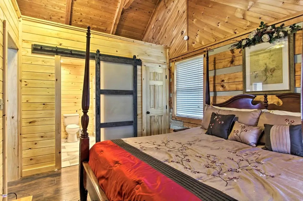 Sevierville Cabin w/ Private Hot Tub & Fireplace!