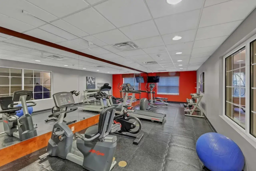Country Inn & Suites by Radisson, Braselton, GA