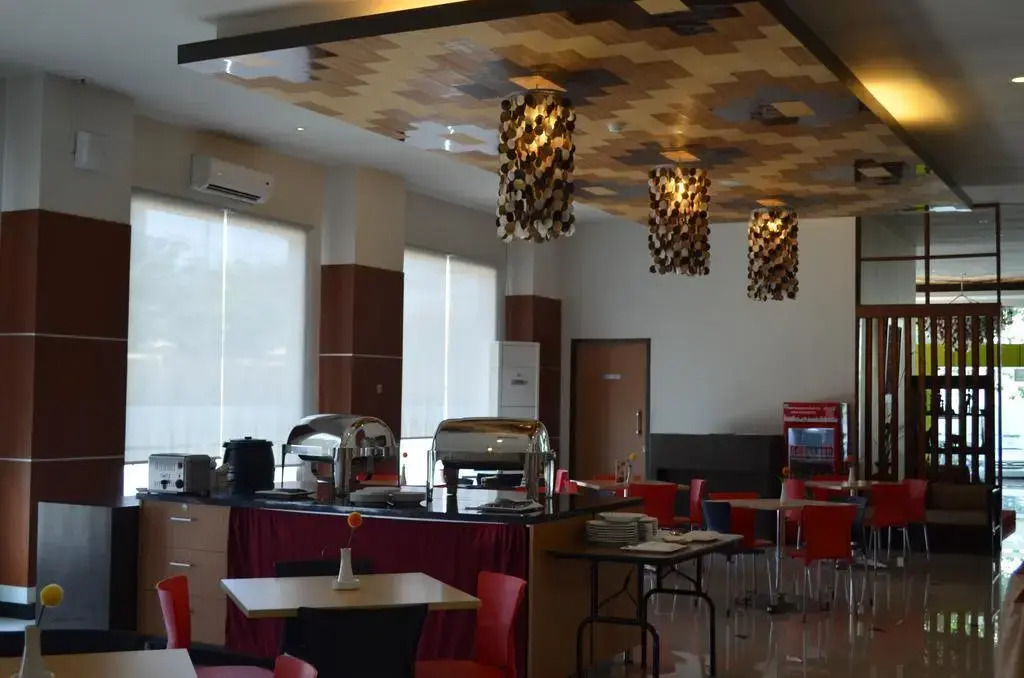 Tiatira Kencana Hotel