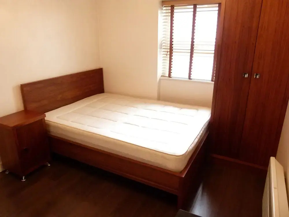 SS Property Hub - City of London Studio Apartment 13