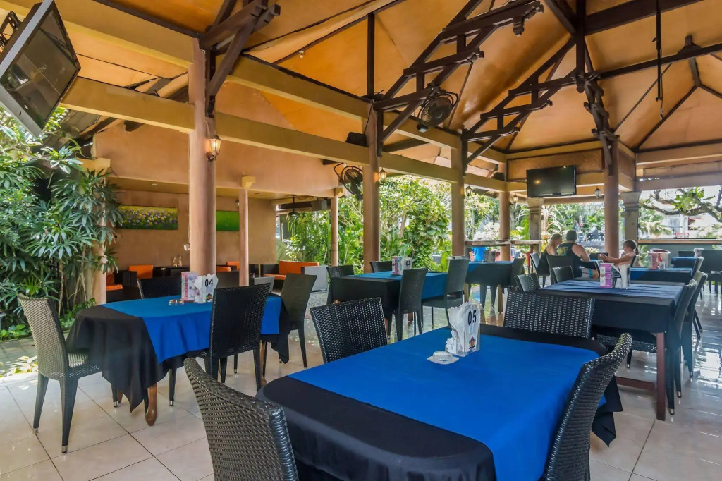 ZEN Rooms Seminyak Taman Petitenget
