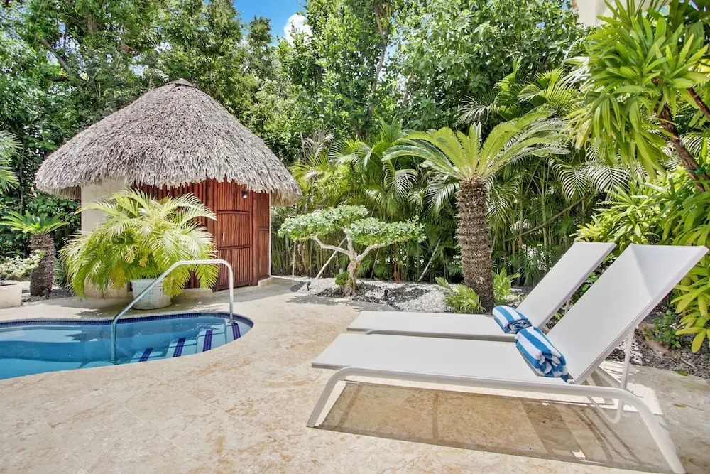 Beautiful Villa Tortuga at Puntacana Resort Club Pool Garden Golf Cart Maid