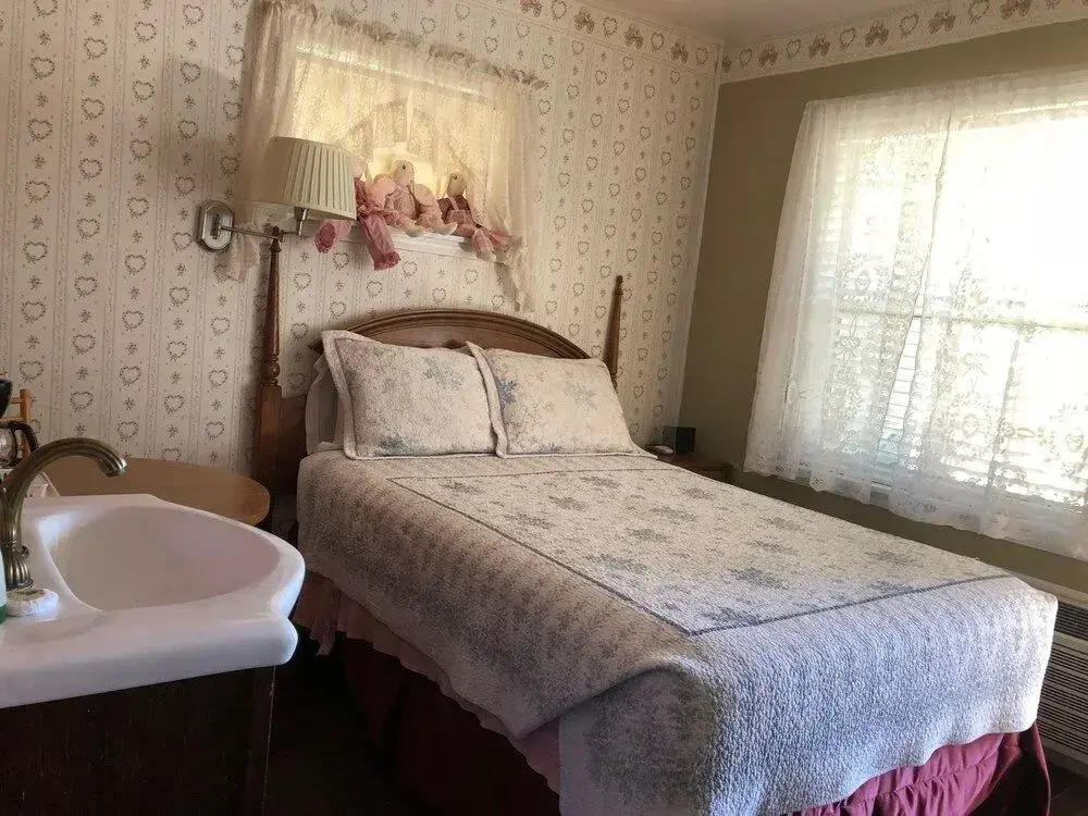 Canyon Country Inn