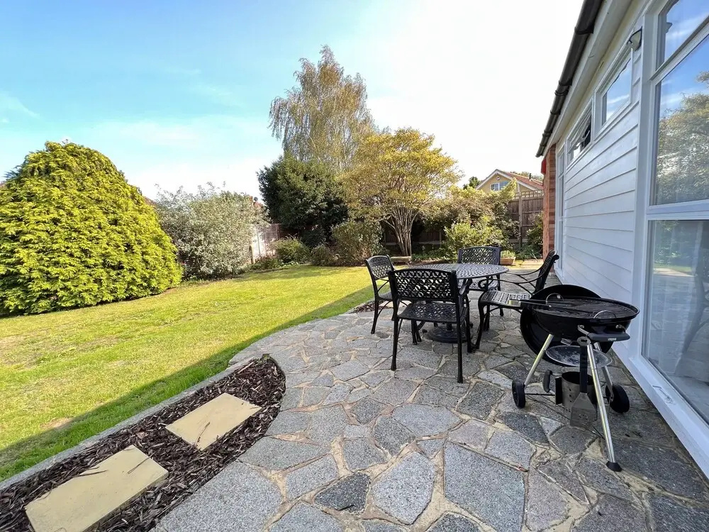 Spacious Family Bungalow With Garden For Up To 7