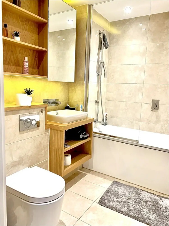 Stunning 1-bed Apartment in London Royal Excel