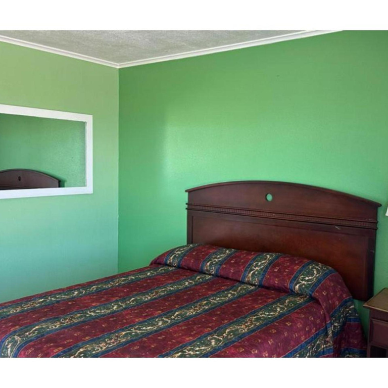 Monterrey Motel Padre Island, Corpus Christi BY OYO