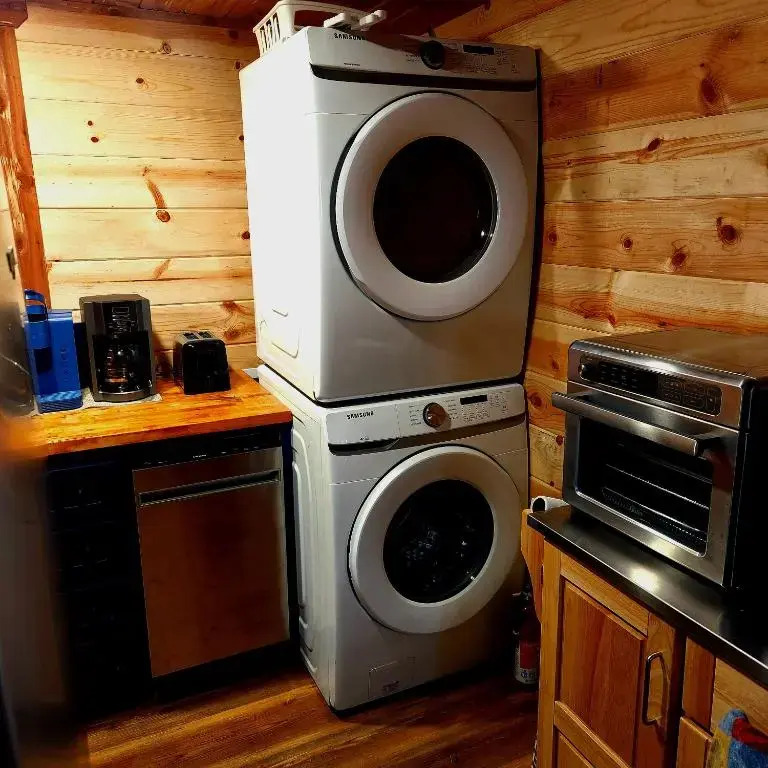 Windstorm Cabin