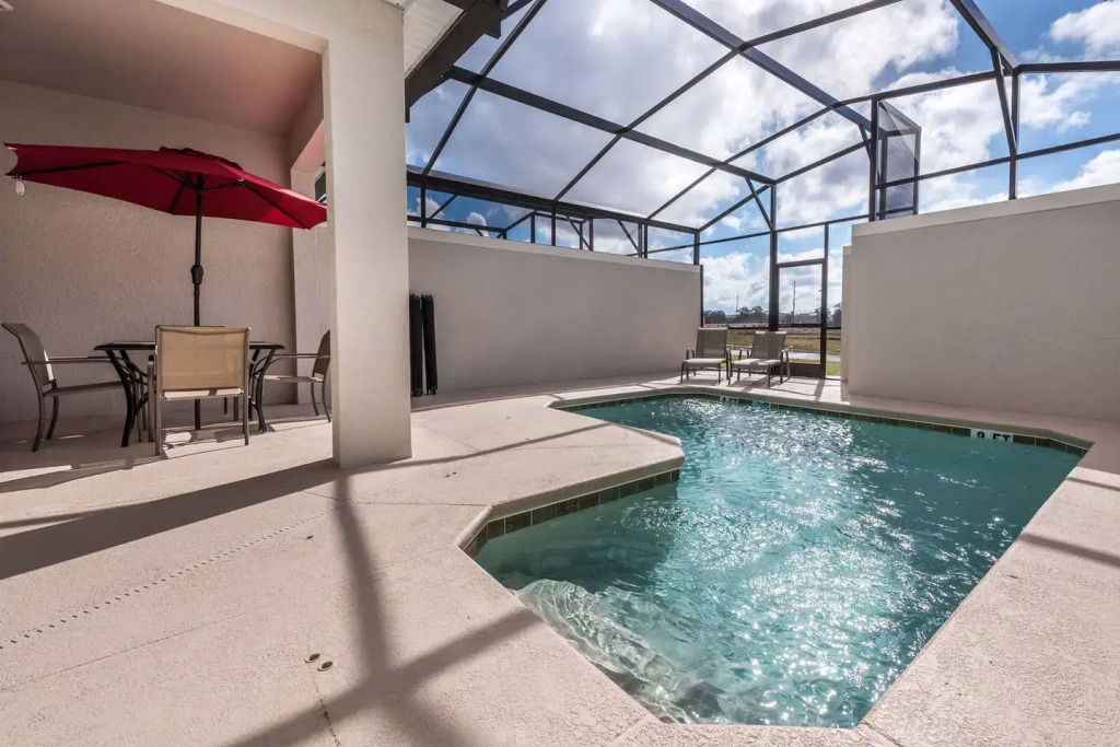 New 4 bedroom villa, best location