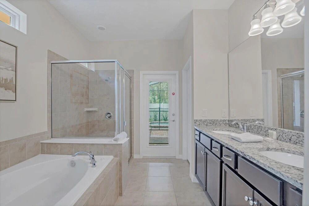 Perfect Location, Beautiful and Spacious 8BD Home, Free Waterpark! #8so884