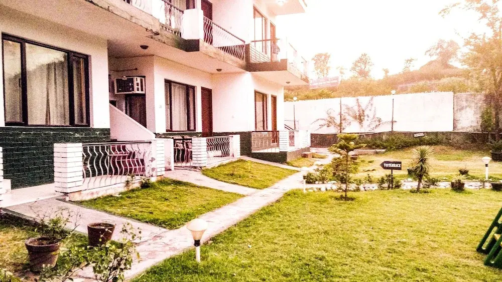 Van Durga Villas & Suites