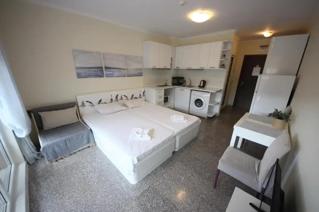 Admiral Plaza Hotel