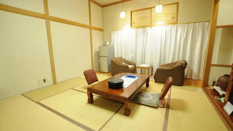 Showa Retro Spa Hotel Takasago Onsen