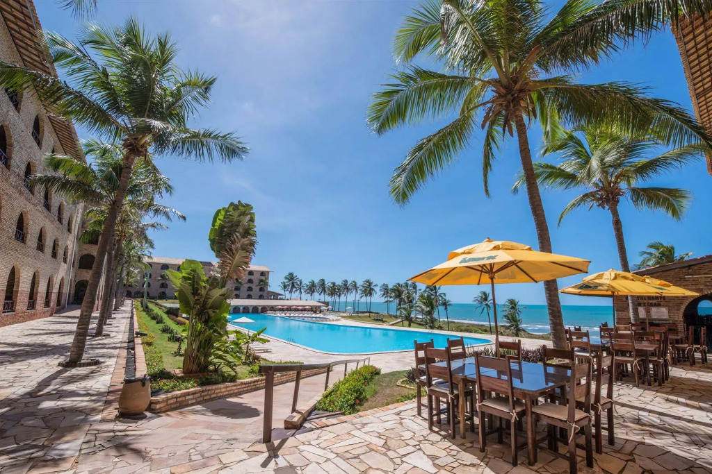 GoldMen Coliseum Beach Hotel