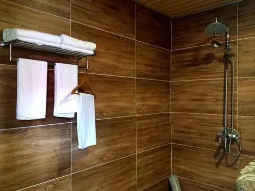 Dream House Inn