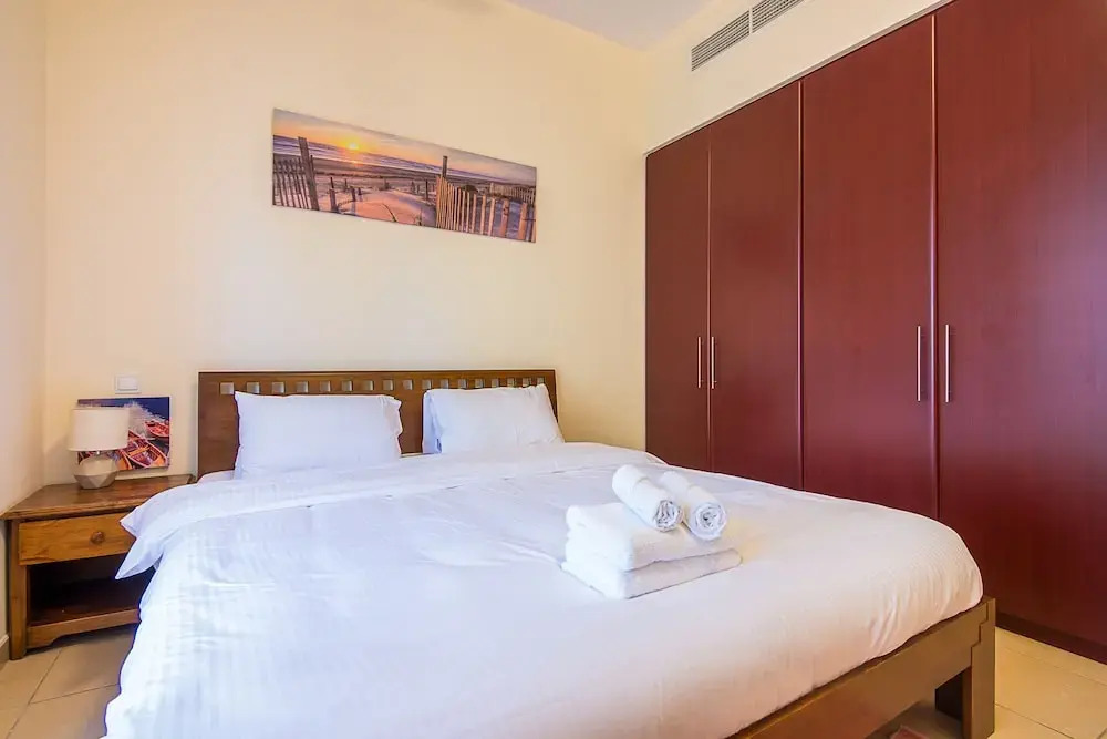 Jbr Very Cozy 2 Br Apartment High Floor Sea View