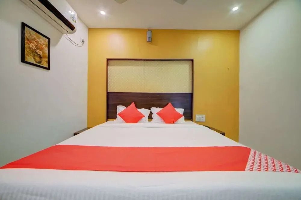 OYO 4025 Hotel Meredian Orchid